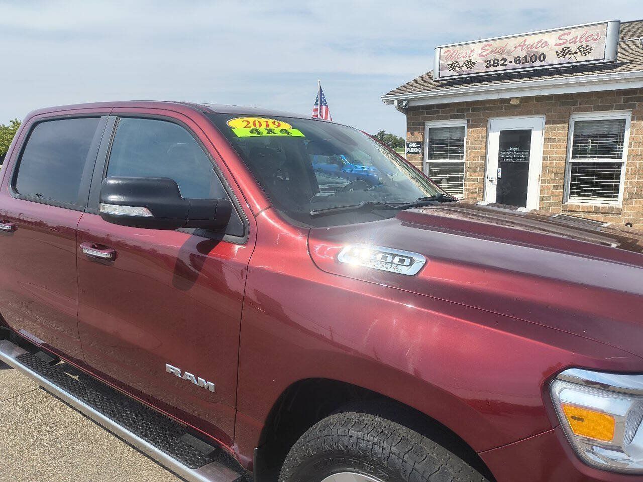 Used 2019 RAM 1500 Big Horn AWD/4WD image 4