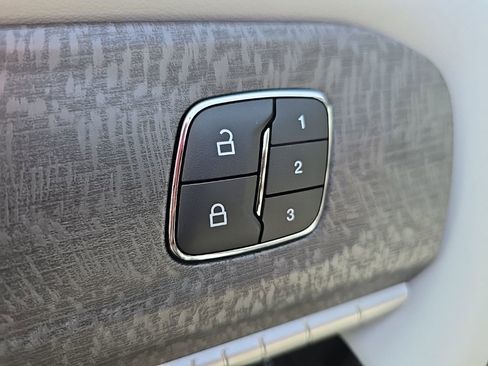 New 2026 Ford Explorer Platinum w/ LUX Leather Package image 10