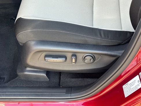 Certified 2023 Honda CR-V EX image 4