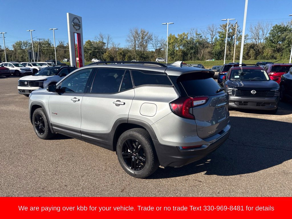 Used 2023 GMC Terrain AT4 AWD/4WD image 5