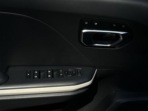 Used 2025 Kia K4 GT-Line w/ GT-Line Premium Package FWD image 15