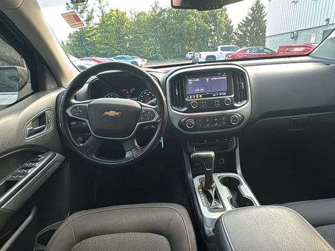 Used 2020 Chevrolet Colorado LT AWD/4WD image 7
