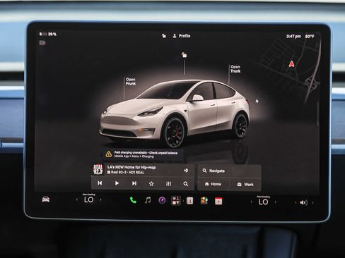 Used 2023 Tesla Model Y Performance AWD/4WD image 14