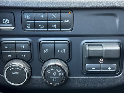 New 2026 Chevrolet Tahoe Premier AWD/4WD image 28