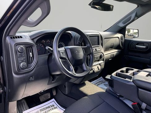 Used 2021 Chevrolet Silverado 1500 Custom Trail Boss w/ Midnight Edition AWD/4WD image 13
