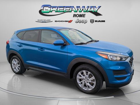 Used 2020 Hyundai Tucson SE image 1