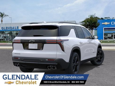 New 2027 Chevrolet Traverse LT w/ Midnight/Sport Edition FWD image 4