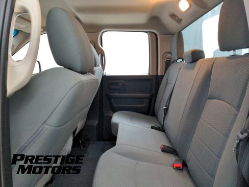 Used 2018 RAM 1500 Express w/ Express Value Package AWD/4WD image 22