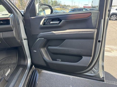 New 2026 GMC Yukon XL Denali image 48