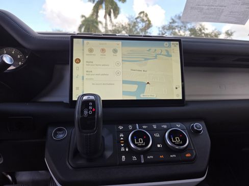 Certified 2024 Land Rover Defender 130 S image 27