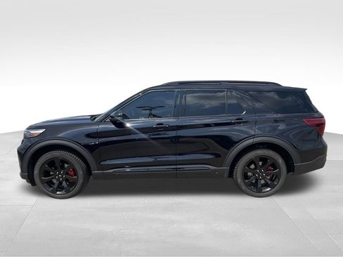Used 2023 Ford Explorer ST w/ Equipment Group 401A AWD/4WD image 32