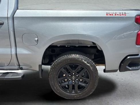 Used 2025 Chevrolet Silverado 1500 Custom Trail Boss AWD/4WD image 32
