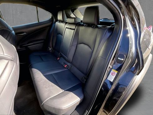 Used 2019 Lexus UX 250h F Sport w/ F Sport Premium Package image 22