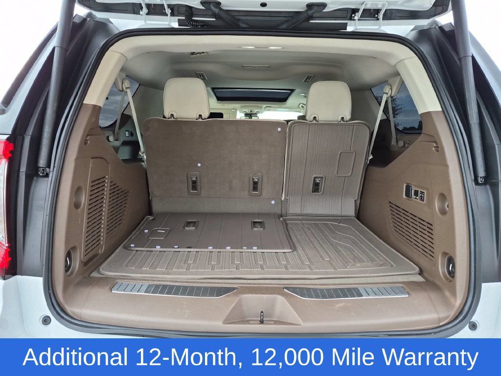 Used 2023 GMC Yukon XL Denali w/ LPO, Floor Liner Package AWD/4WD image 32