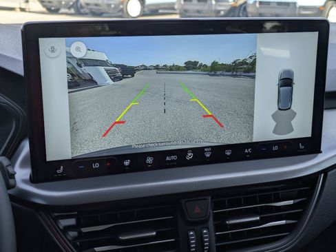 New 2025 Ford Escape SE image 29