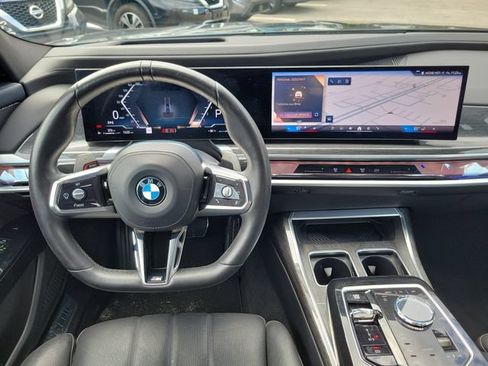 Used 2025 BMW 740i RWD image 14