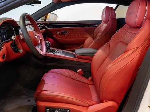 Used 2022 Bentley Continental GT Speed image 3