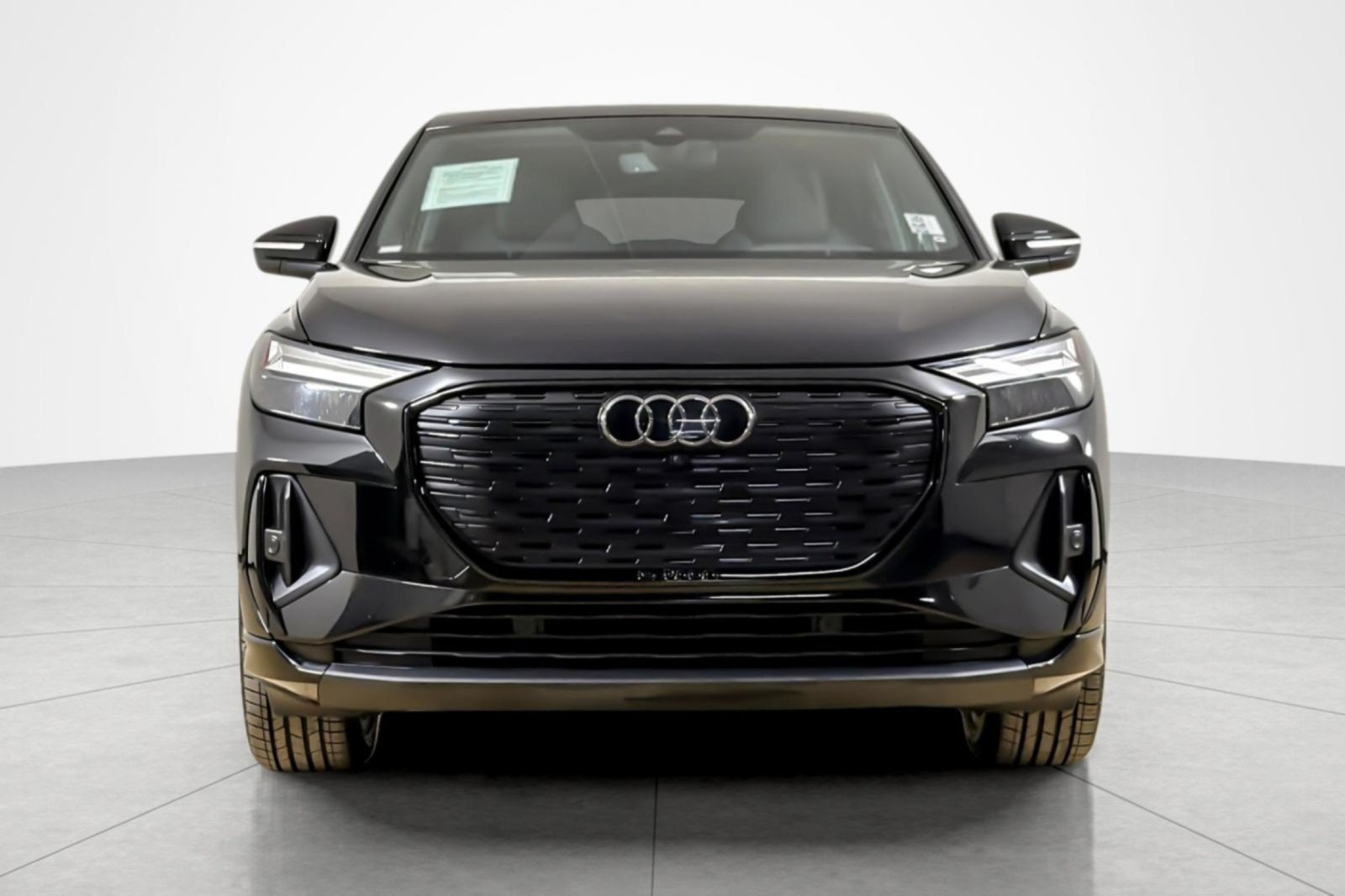 Certified 2023 Audi Q4 e-tron Premium Plus AWD/4WD image 8