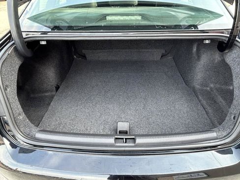 Used 2012 Volkswagen Passat 2.5 SE FWD image 17