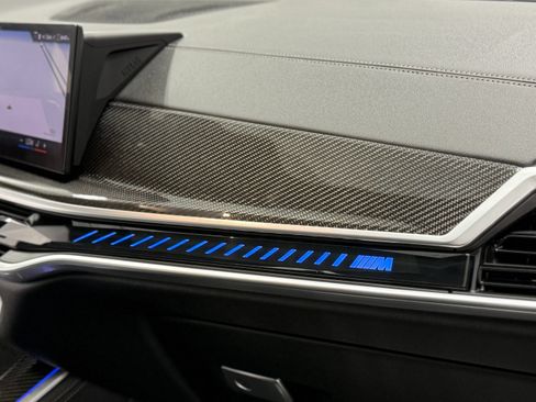 Used 2025 BMW X5 M60i AWD/4WD image 21
