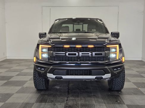 Certified 2023 Ford F150 Raptor w/ Raptor Carbon Fiber Package image 3
