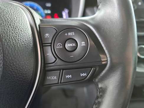 Used 2024 Toyota Corolla XSE FWD image 30