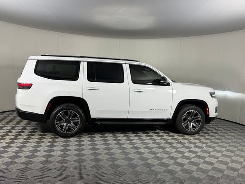 Certified 2023 Jeep Wagoneer 2WD w/ Premium Group I image 6