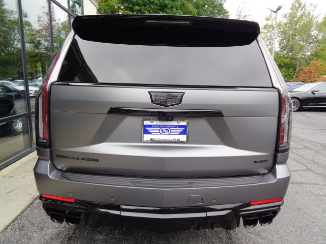 Used 2026 Cadillac Escalade V w/ LPO, Floor Liner Package AWD/4WD image 6