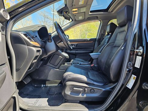 Used 2018 Honda CR-V Touring image 7
