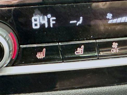 Used 2020 BMW X4 M40i w/ Premium Package image 22