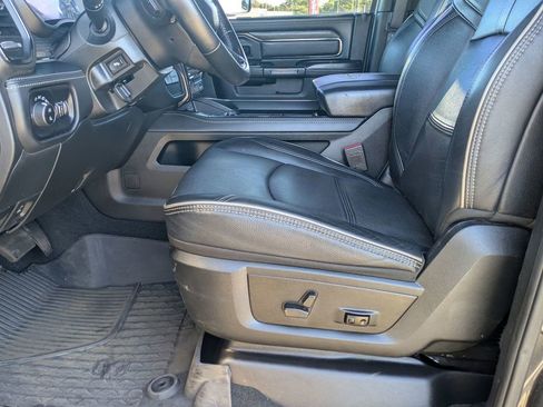 Used 2022 RAM 2500 Limited image 14