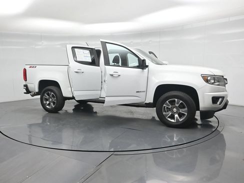 Used 2018 Chevrolet Colorado Z71 RWD image 31