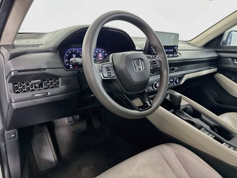 Used 2023 Honda Accord LX image 21