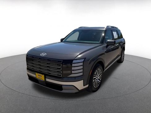 Used 2026 Hyundai Palisade SEL FWD image 6