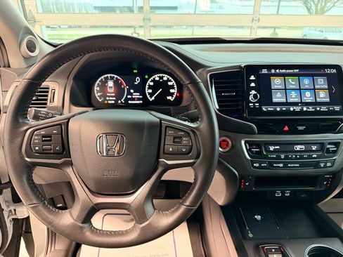 Used 2025 Honda Ridgeline RTL image 12