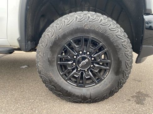 Used 2025 Chevrolet Silverado 2500 ZR2 w/ LPO, Dark Essentials Package AWD/4WD image 42