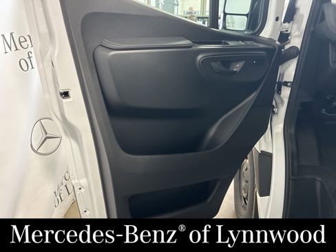 New 2026 Mercedes-Benz Sprinter 2500 image 9