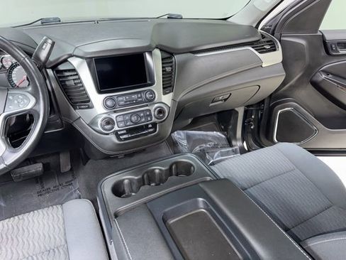 Used 2020 Chevrolet Suburban LS w/ Skid Plate Package AWD/4WD image 21