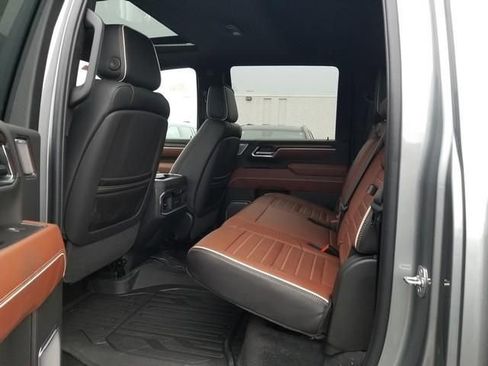 New 2026 GMC Sierra 2500 Denali Ultimate AWD/4WD image 9