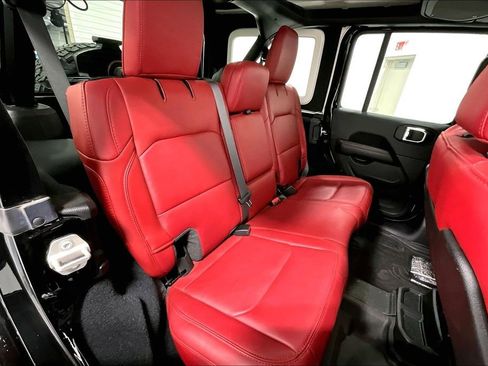 Used 2024 Jeep Wrangler Unlimited Rubicon 392 AWD/4WD image 32