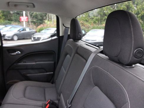 Used 2020 Chevrolet Colorado LT RWD image 29