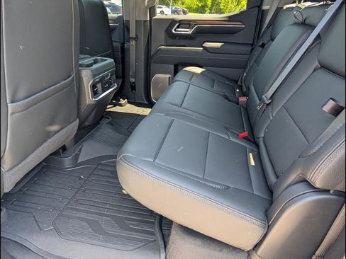Used 2026 GMC Sierra 1500 Denali w/ Denali Reserve Package AWD/4WD image 16
