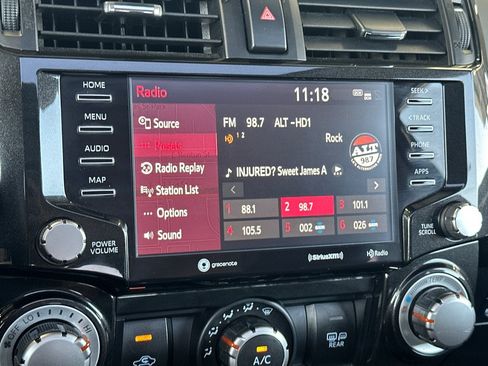 Certified 2022 Toyota 4Runner TRD Off-Road Premium AWD/4WD image 17