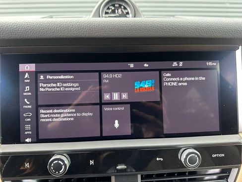 Certified 2023 Porsche Macan image 29