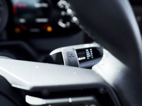 Used 2024 Porsche 911 Carrera 4S image 47