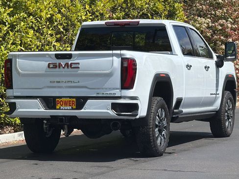 New 2026 GMC Sierra 3500 Denali w/ Denali Reserve Package AWD/4WD image 4