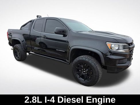 Used 2021 Chevrolet Colorado ZR2 w/ ZR2 Midnight Special Edition AWD/4WD image 5