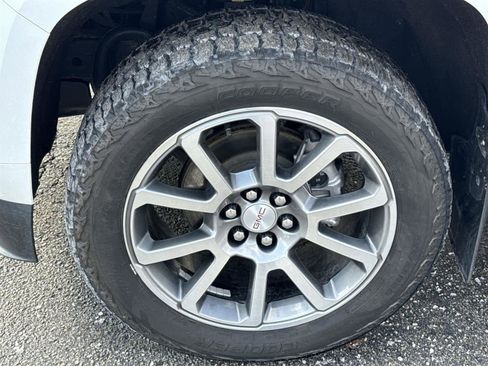 Used 2021 GMC Canyon Denali image 10