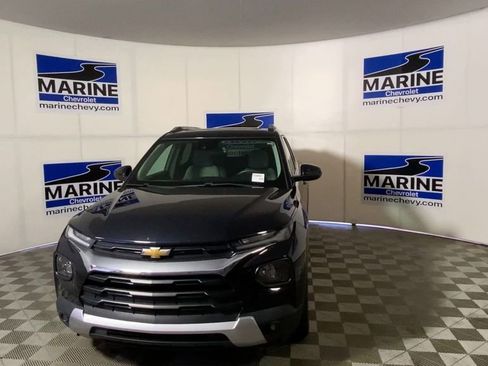 Used 2021 Chevrolet TrailBlazer LT w/ Sun and Liftgate Package FWD image 5
