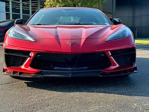Used 2023 Chevrolet Corvette Stingray Premium Cpe w/ Z51 Performance Package RWD image 4